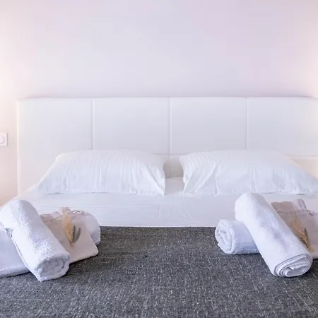 Dream By Halldis Apartment